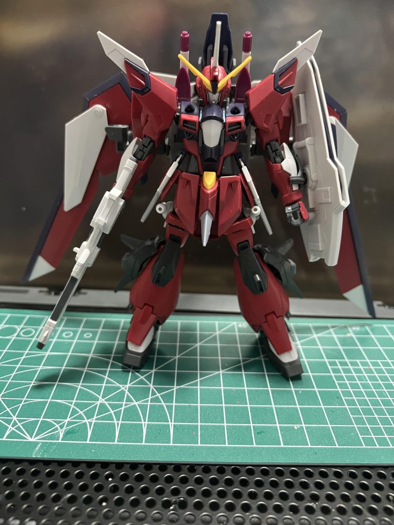 足はセイバー、後ろのビール砲はインフィニットジャスティスの物を使用。