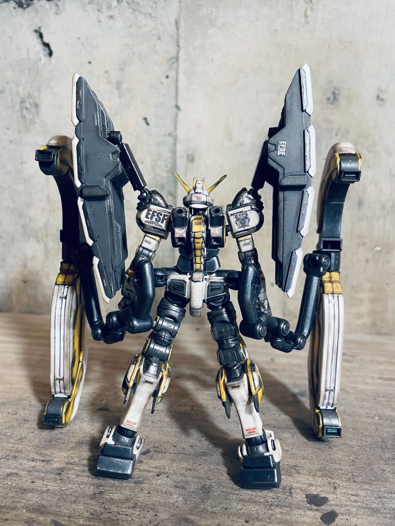 本体側。イオが搭乗。機体の操縦、制御を担う。