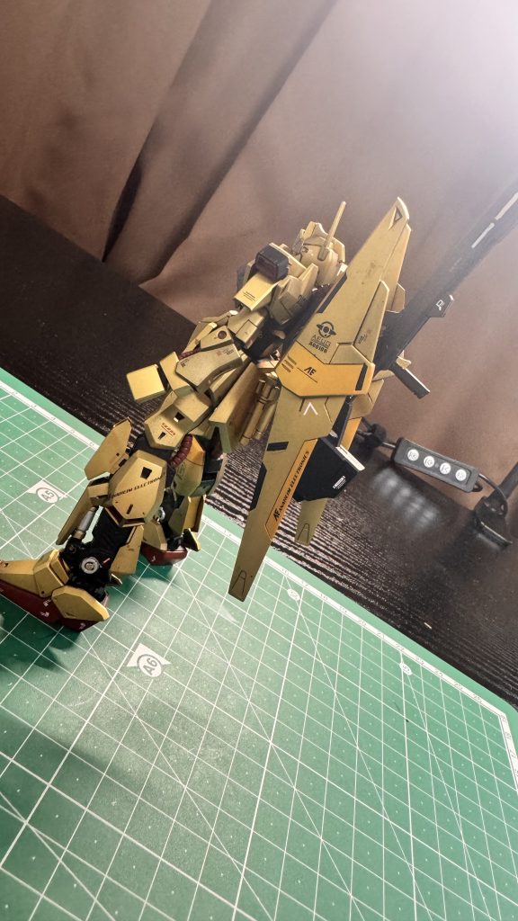 サイドビューバインダー部の塗り分けが綺麗にハマってくれて良かった〜！