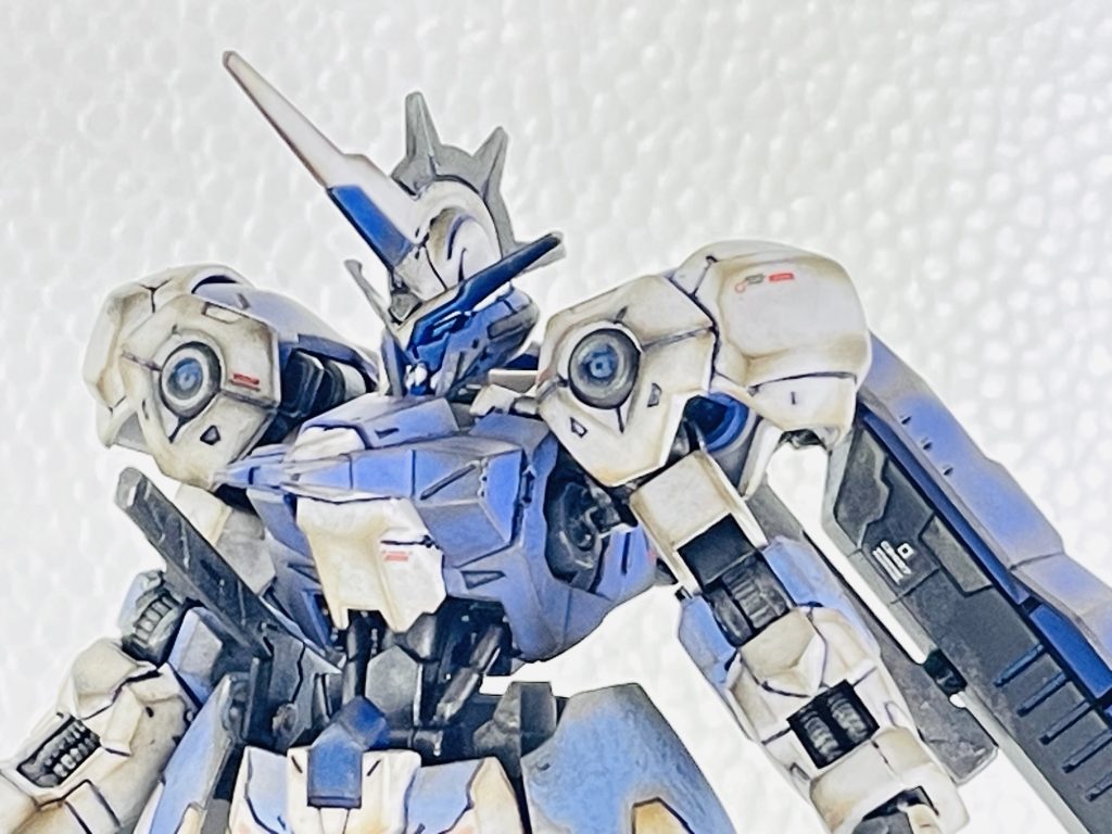 顔のディテールも抜かりない。パーツも少なく安価で作りやすいのに高いクオリティー。食わず嫌いでした。