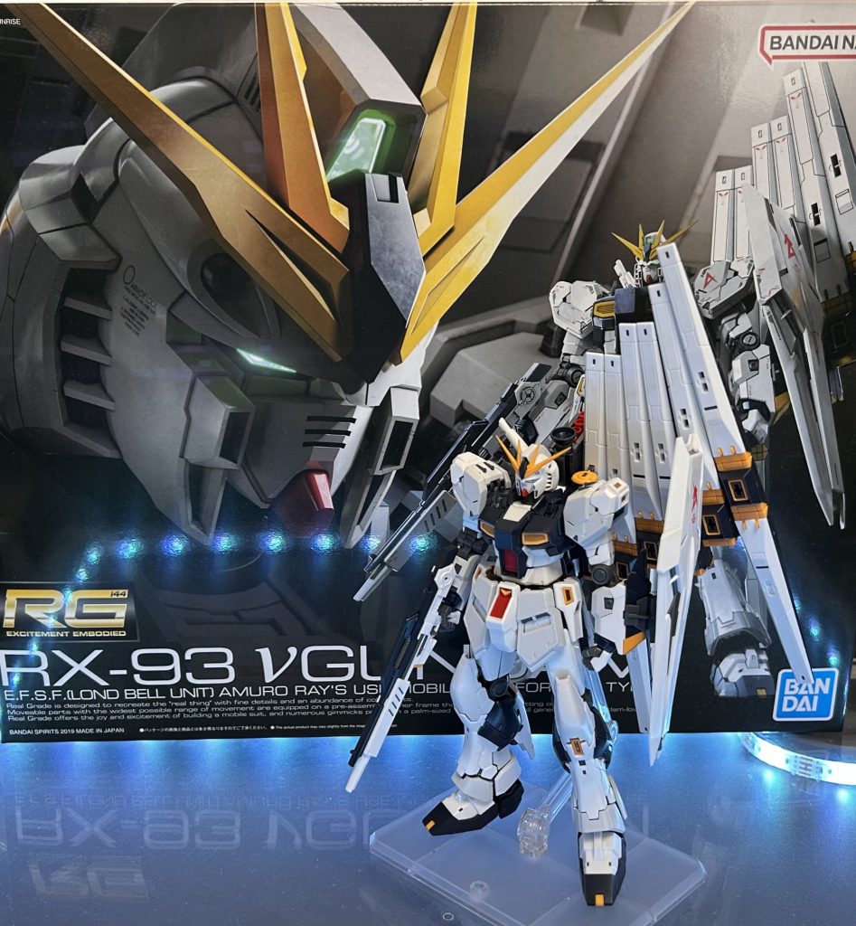 RG νガンダム–2枚目/制作者：ペーぺーモデラー