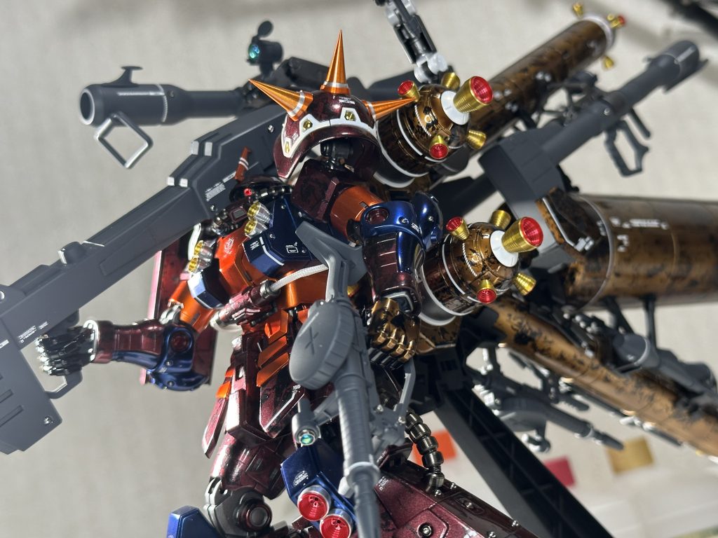 どのアングルからみても、存在感が凄いです。このごちゃごちゃ感がたまりません!