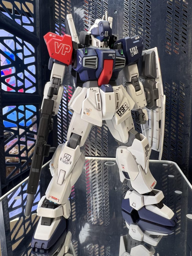 スパロボのノリで💦バニング大尉生存→ロンドベル隊に転勤→ロンドベル治安維持遊撃部隊特殊戦技教導隊の新隊員を鍛える教官に就任という妄想であります。 