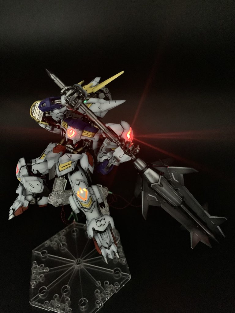 LEDもよく見えるしメイスもイメージ通りになってくれて満足です笑