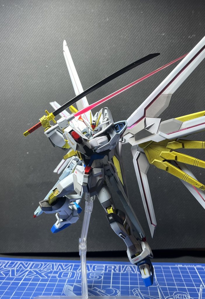 本編でも日本刀が登場!!レッドフレームが有名過ぎて絶対ロウさんが関わってるだろうとなる案件