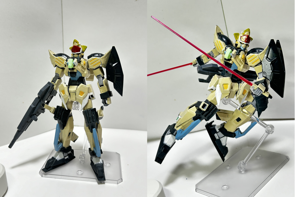 軽装形態。この状態でも下半身のスラスターと胸部センサーはそのままなのでアデルよりやや強い程度の性能はある。