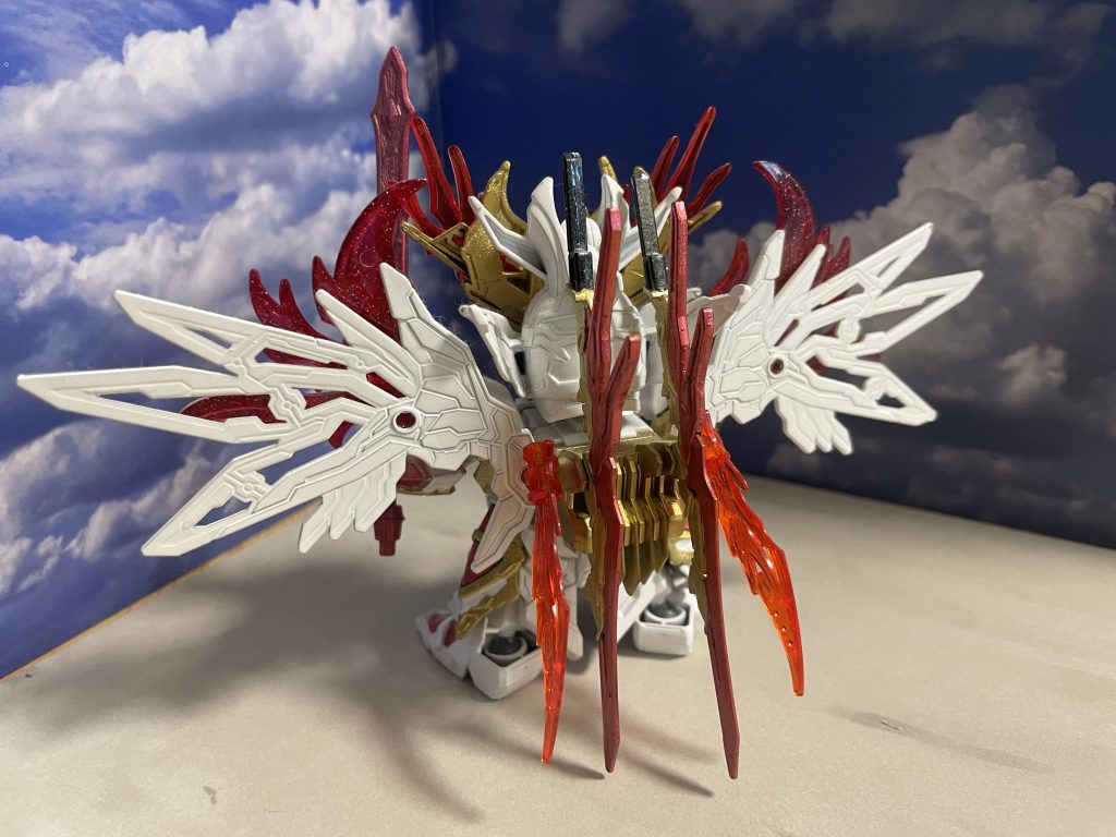 こちらもバックショット。風林火山の4色剣にするか迷ったけれど炎の双剣をイメージしてこの形に。