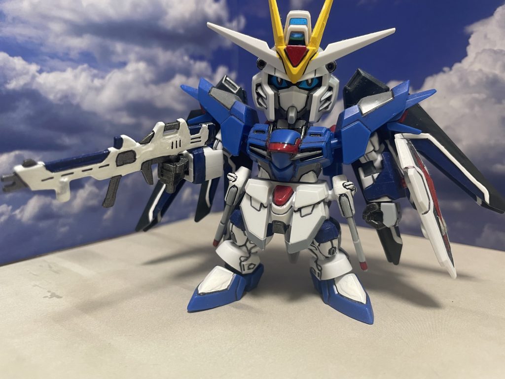 さりげなくこのライジングフリーダムかなり出来がいいキットと思われます。