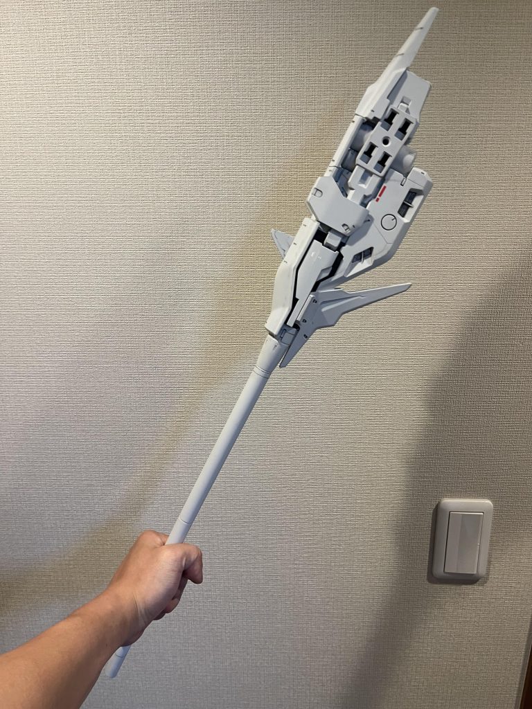 魔女の杖かと思いました。