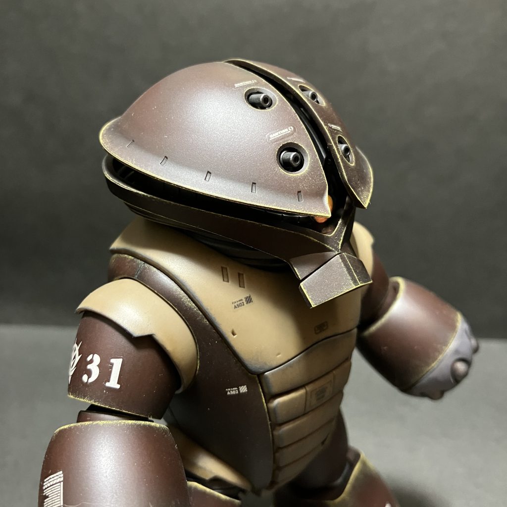 仕上げにドライブラシ少々。