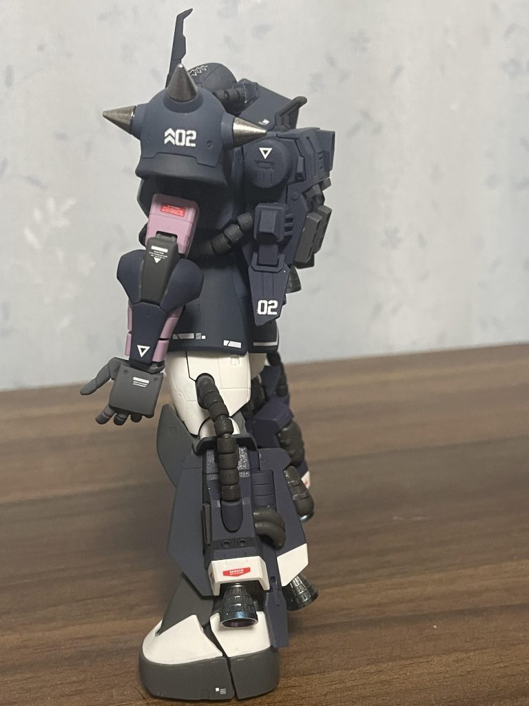 黒い三連星ザクⅡ–3枚目/制作者：マモハン