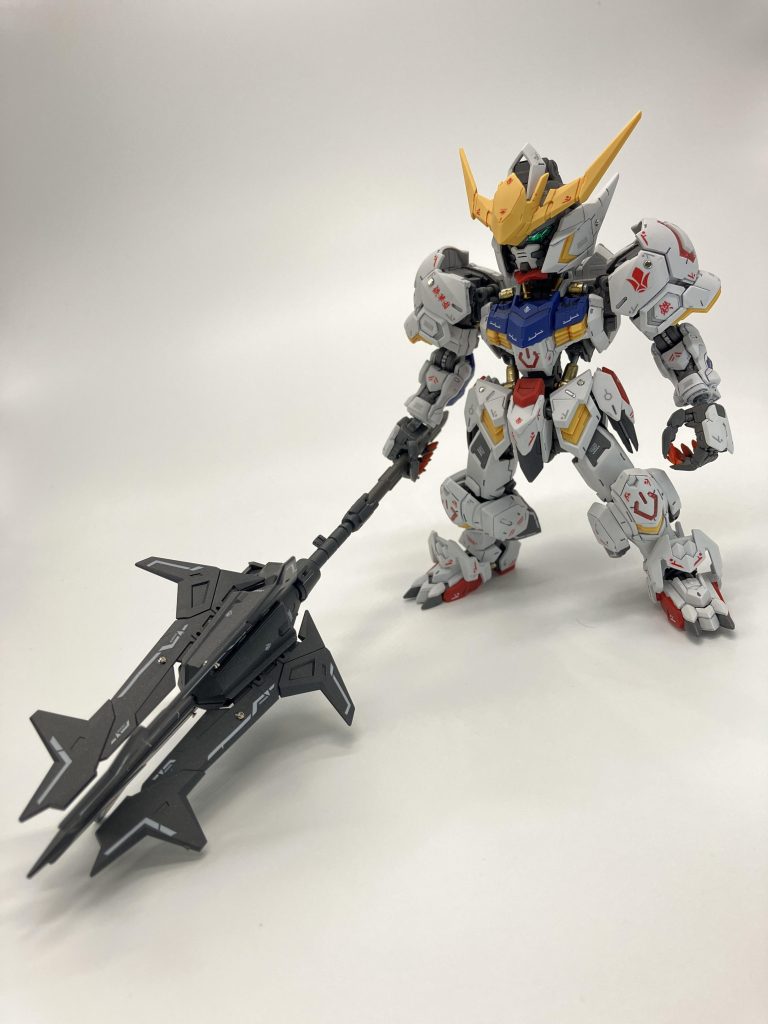 武装も充実で、ガンダムバルバトスの代名詞である超大型メイスは開閉ギミック搭載🔨