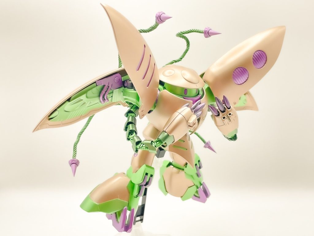 あと手が長いおかげで余裕で口元まで曲げられます。かわいいですね。口を押さえて笑うお淑やかさを表現するには皆さんも3キット買いましょう。(絶版状態)