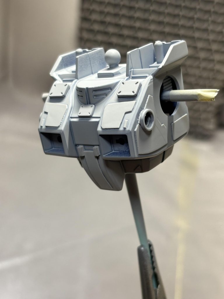 サフを吹いてディテールチェック。