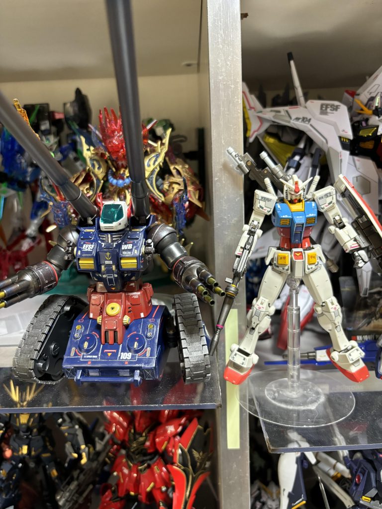 最後にビヨグロのRX78と。久々の投稿ですがガンプラへの情熱が消えた訳じゃございません。が‼️他のキットに浮気してました‼️