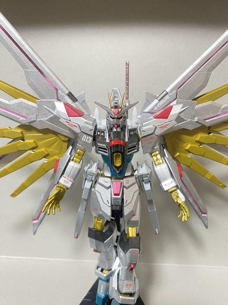 マイティーストライクフリーダムガンダム　筆塗り全塗装–3枚目/制作者：アニマルチキン