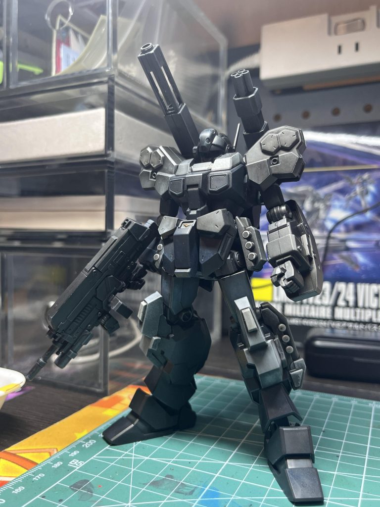 リアルタッチマーカーでの汚しの段階。