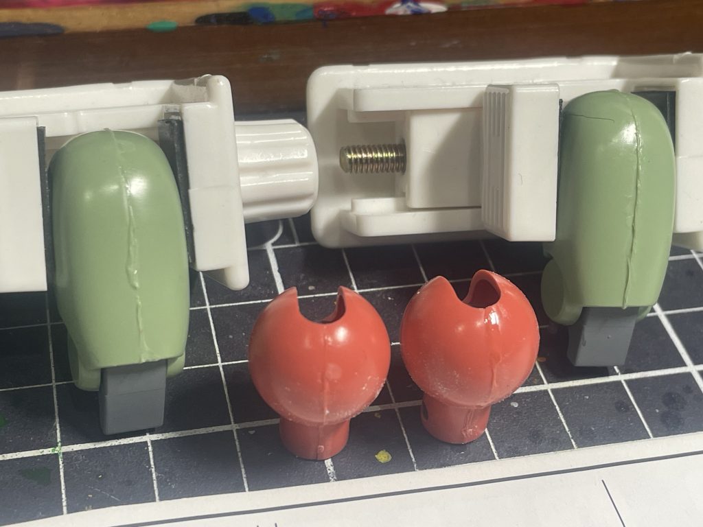 個人的に合わせ目消しは一番好きな作業だったりします。