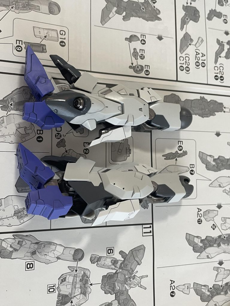 ムーンガンダム–3枚目/制作者：のじ