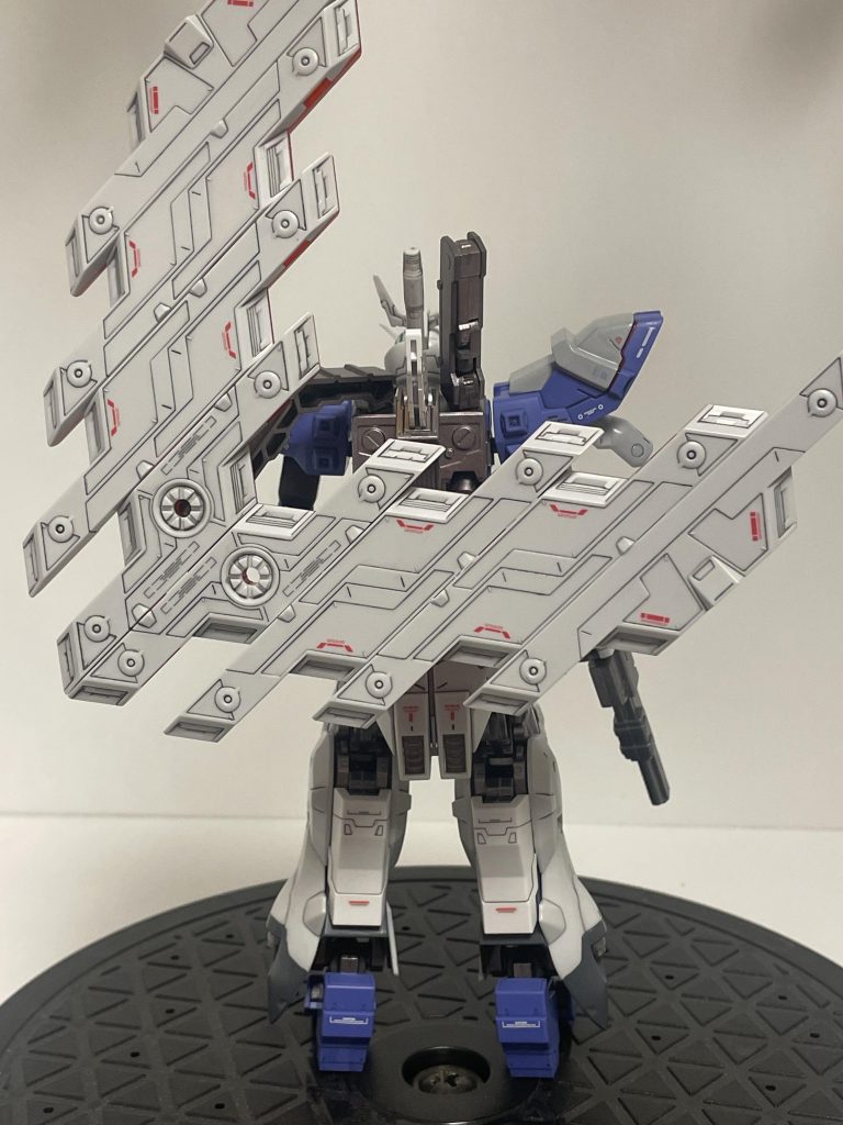 ムーンガンダム–4枚目/制作者：のじ