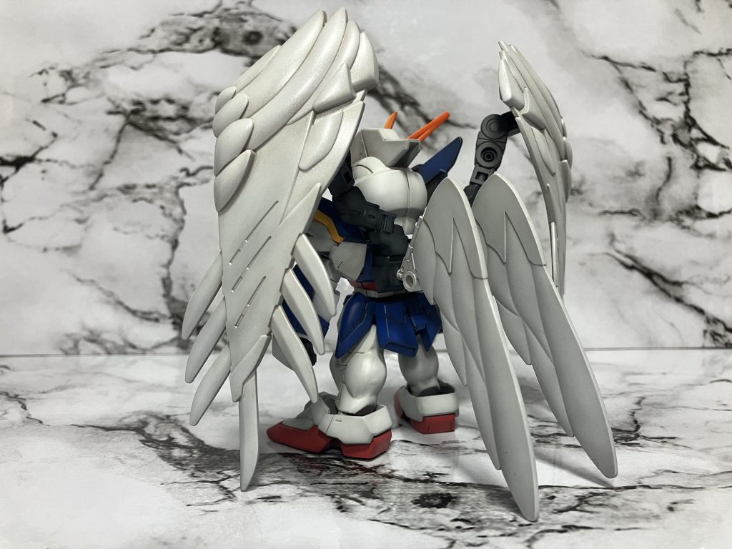 背面、手足の肉抜きが多く、埋めるのが大変でした