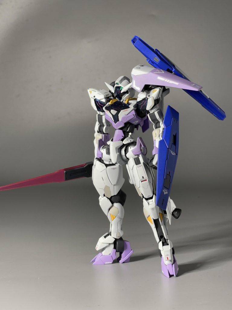 虎の手無し状態。デザイナー繋がりでクアンタ意識して武装配置しました。