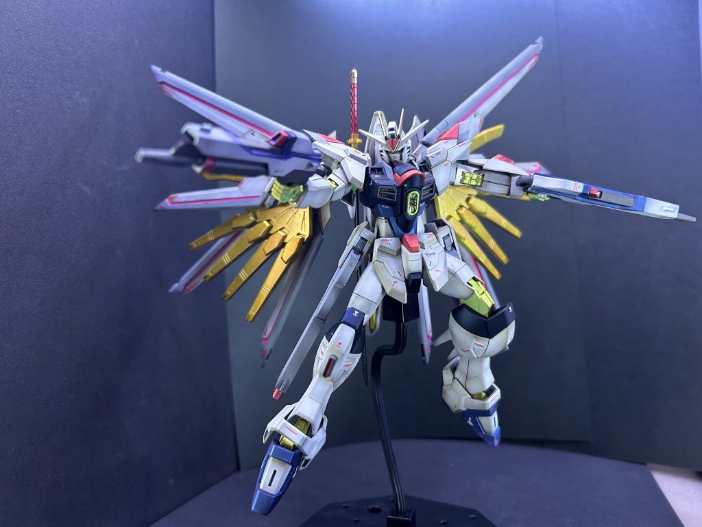 ビームライフル2丁射撃通常の戦闘でやっていそうかなというポーズプラウドディフェンダーつけて活躍するのは、ライフリのはずだったみたいですが。