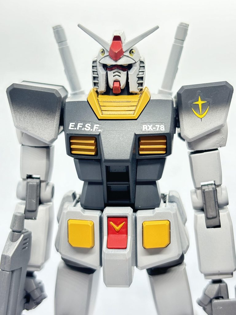 小顔化をアップで見てみると結構アリだなと思います。ただ、照明明るくするとアラが目立つ...w