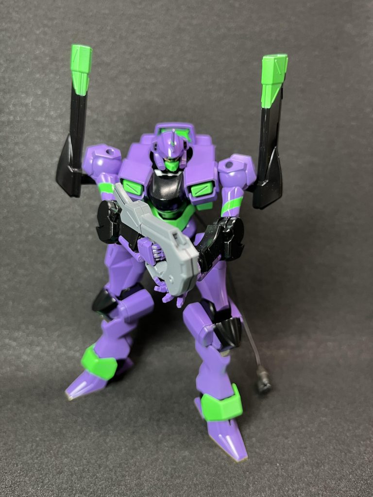 目は初号機っぽくツインアイにしてます