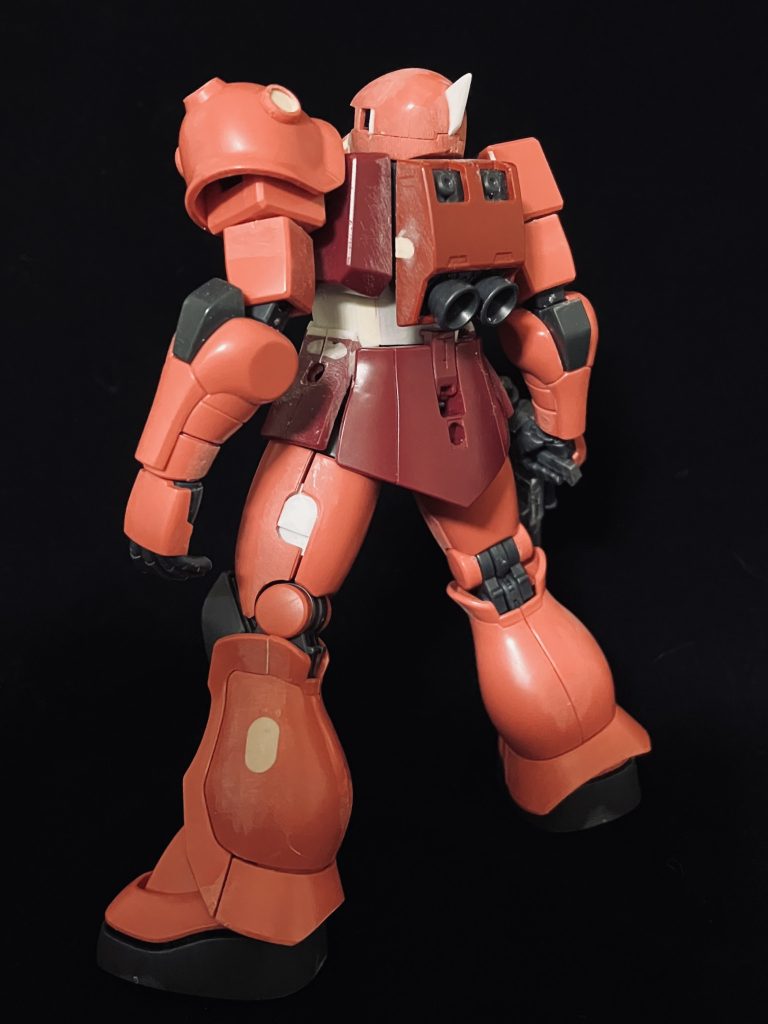 バックパック上部のバーニアはディテールとして残しますのは矛盾ですご覧下さりありがとうございます♪