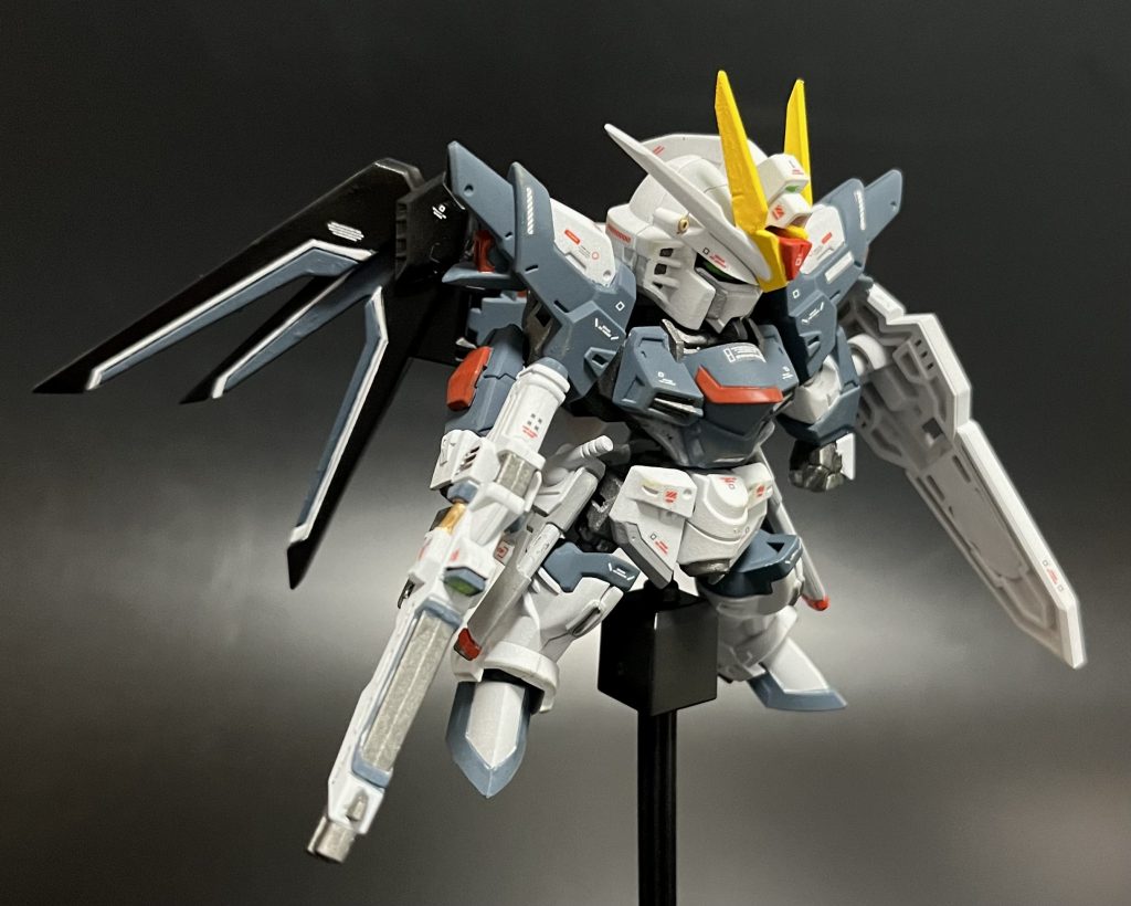 エアーブラシと筆塗りで塗装してます。仕上げにつや消しトップコートとウェザリングを行いました。