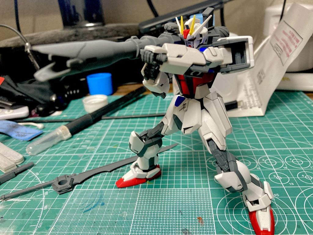 付属武器も組みました。こいつの合わせ目消しは厄介でした。。