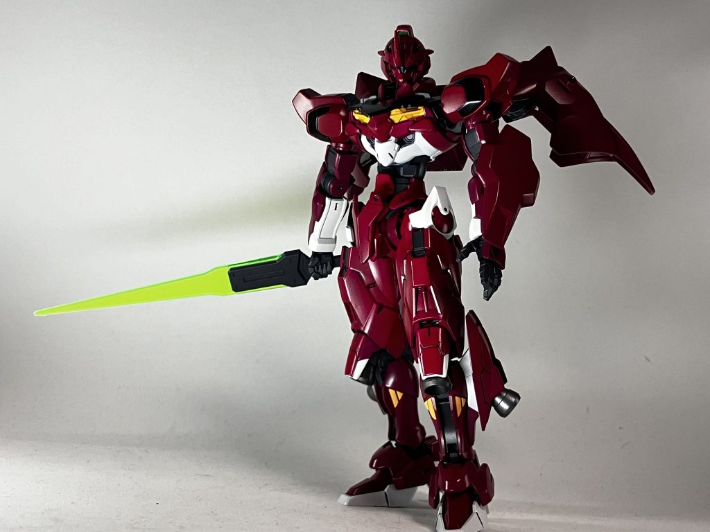 ビームトーチ。基本的にはディランザの武装とシュバルゼッテの武装で構成されています。ビット兵器が使えない分標準武装ながらグエルの操縦技術により機体の性能は格段に上がっている。