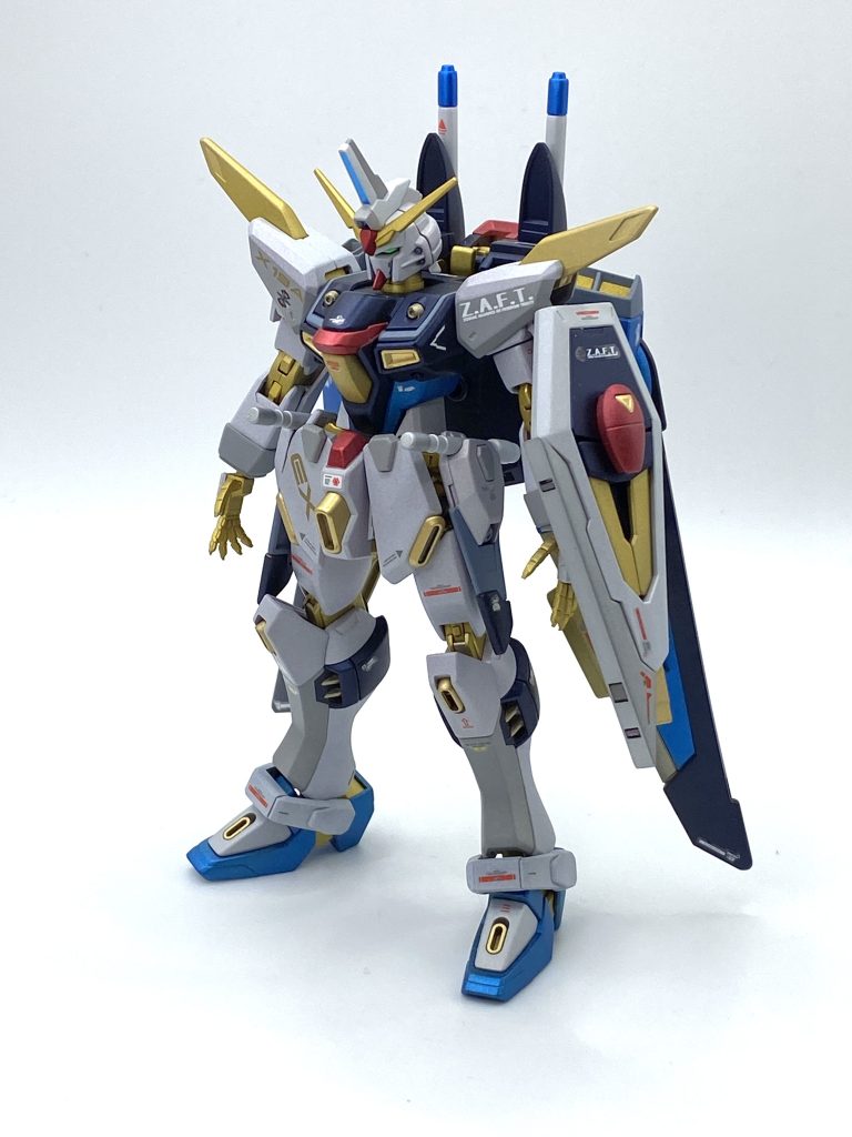 どうみてもストライク系の発展機にしか見えません。