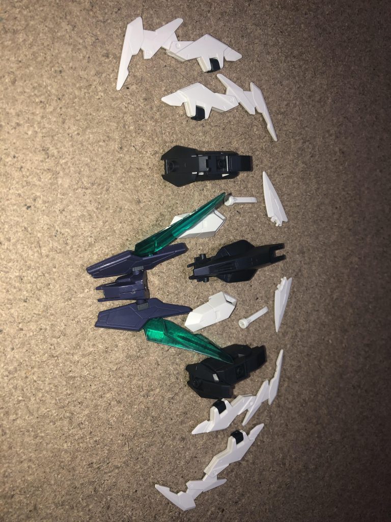 強化型ビームライフルのバレルはビットとしても使用可能。