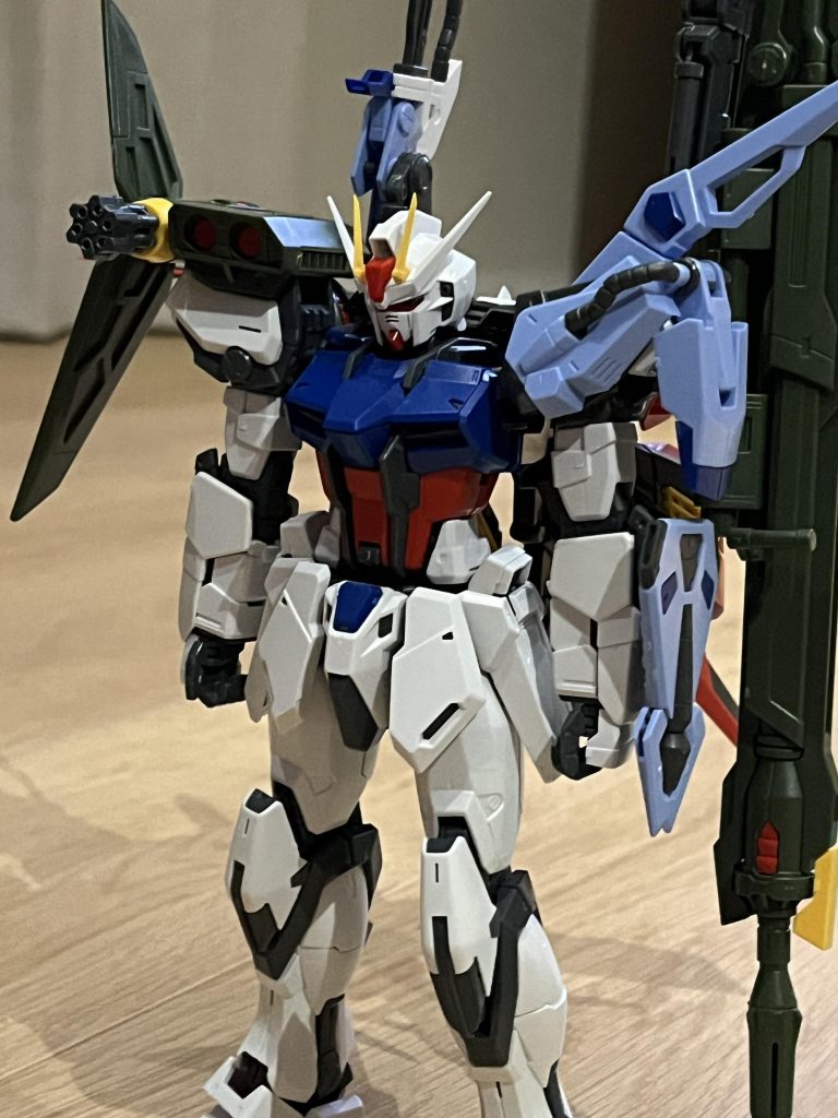 パチ組状態スジ彫りも少しだけ追加しています