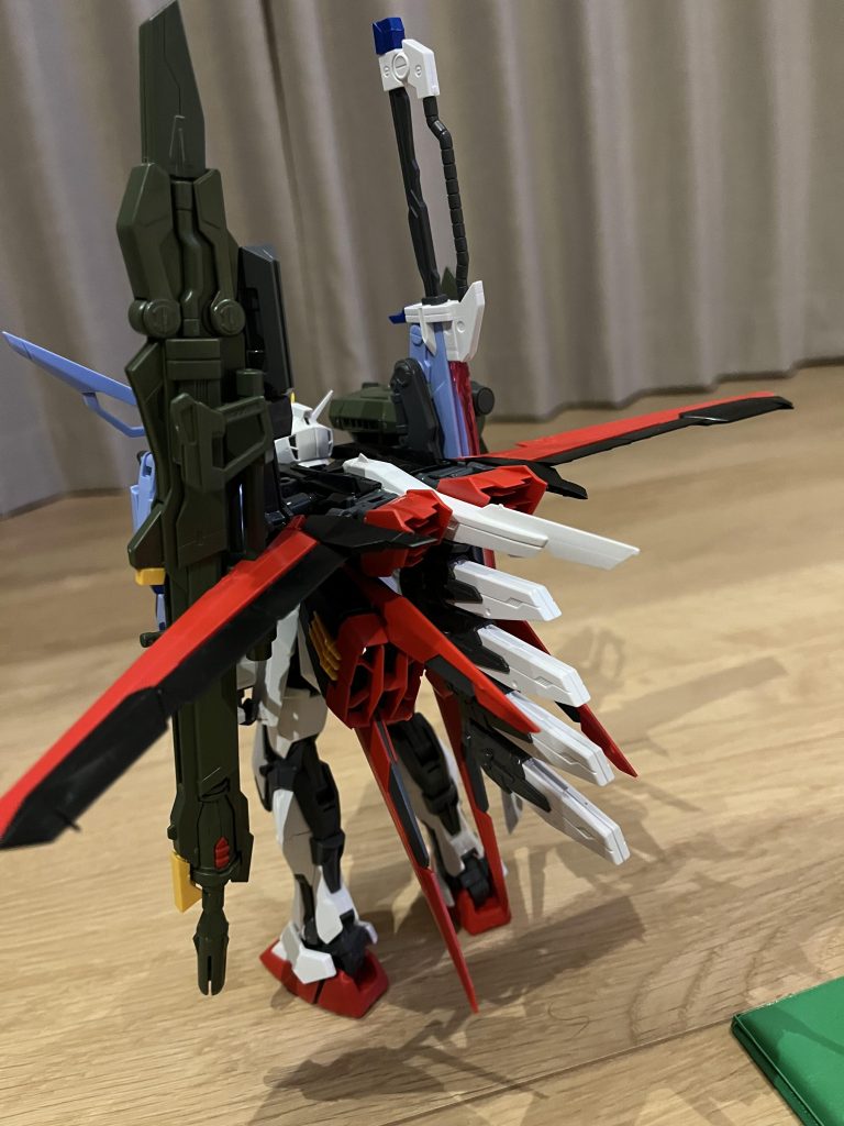 MGパーフェクトストライク–3枚目/制作者:ヒロすけ