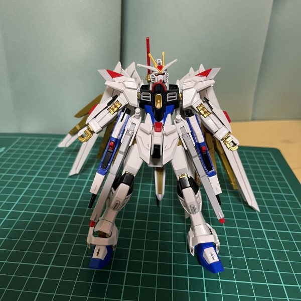 マイティーストライクフリーダムガンダム