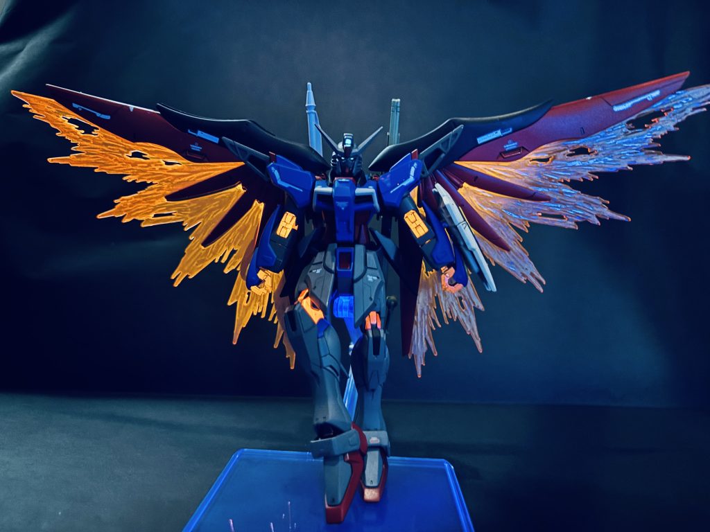 そう！！！！劇場版見た時からこれがやりたかったんですよこれが！！！！知人がキットある時に買っといてくれてこれが作れたので本当に感謝してます。