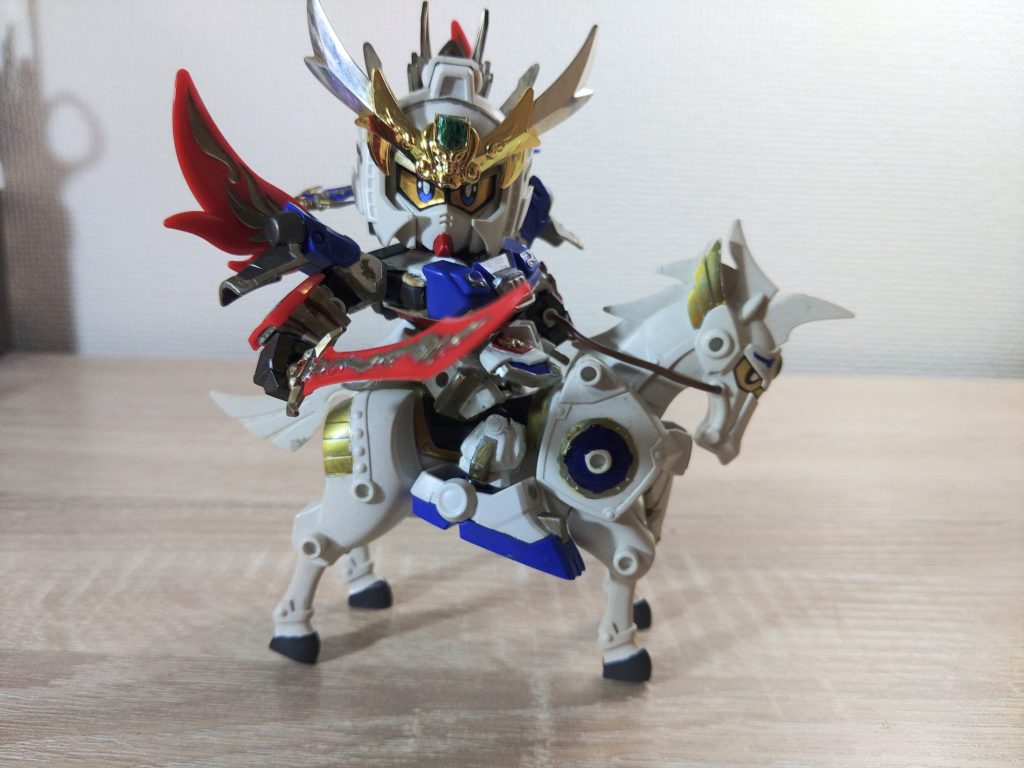 オマ○ケ膝関節とスカート可動は馬に乗せるとき自然に乗せれるので便利。