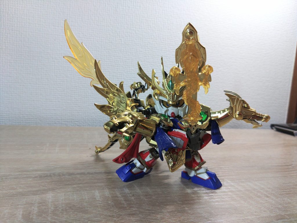 両手持ちさせるんじゃい!!構えさせたいんじゃい!!と、まぁ結論を言うと・・・ホンタイ悲鳴を上げる。でした。すまんかった。多様性を求めると必ず犠牲が産まれますので皆様はちゃんと一体づつ愛情を込めて分けて作ることをオススメします。まぁ後二体あるんですけどNE✨