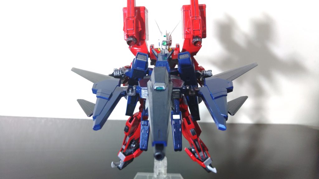 「イデの教える敵はどこだ！・・・あの向こうか！」「イデシキ・ガン」を砲撃モードに変形！