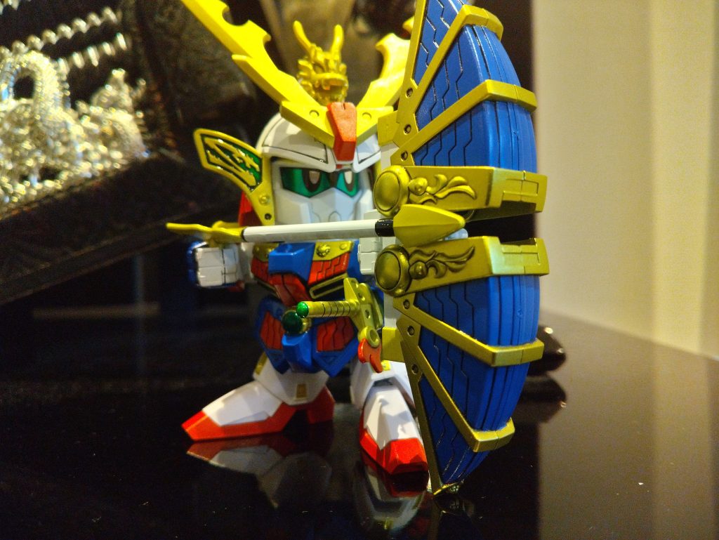 合わせ目は時間かかるので妥協してしまった…(gundam-kao9)エアブラシもシングルしかないのでダブルアクションを購入しないときつい〜