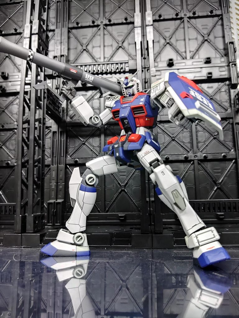 …これは、人知れず世界を救ったオッサンのお話です。 時々でいいから、思い出してあげて下さい…完成することなく削られるガンプラ達のことを…