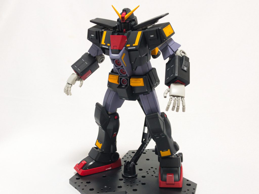ギガンティックアームには変形機能が無いので、変形用に通常腕も作りました