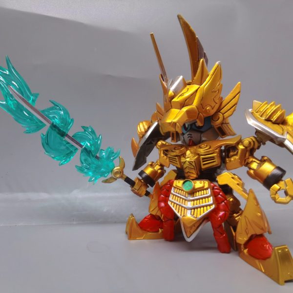 黄金骑士 ガロ（雷吼Ver.）