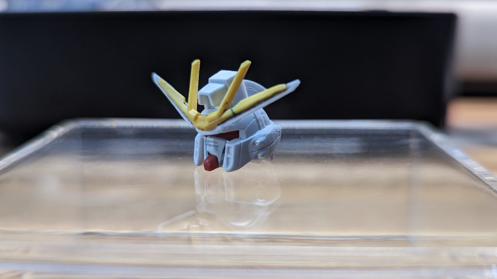 最後に頭部のアンテナのディテールアップ画像です。良く知られたテクニックかと思いますが、アンテナを破損したのでその補強を兼ねたディテールアップです。立体感も増すため、とても良いテクニックですね。