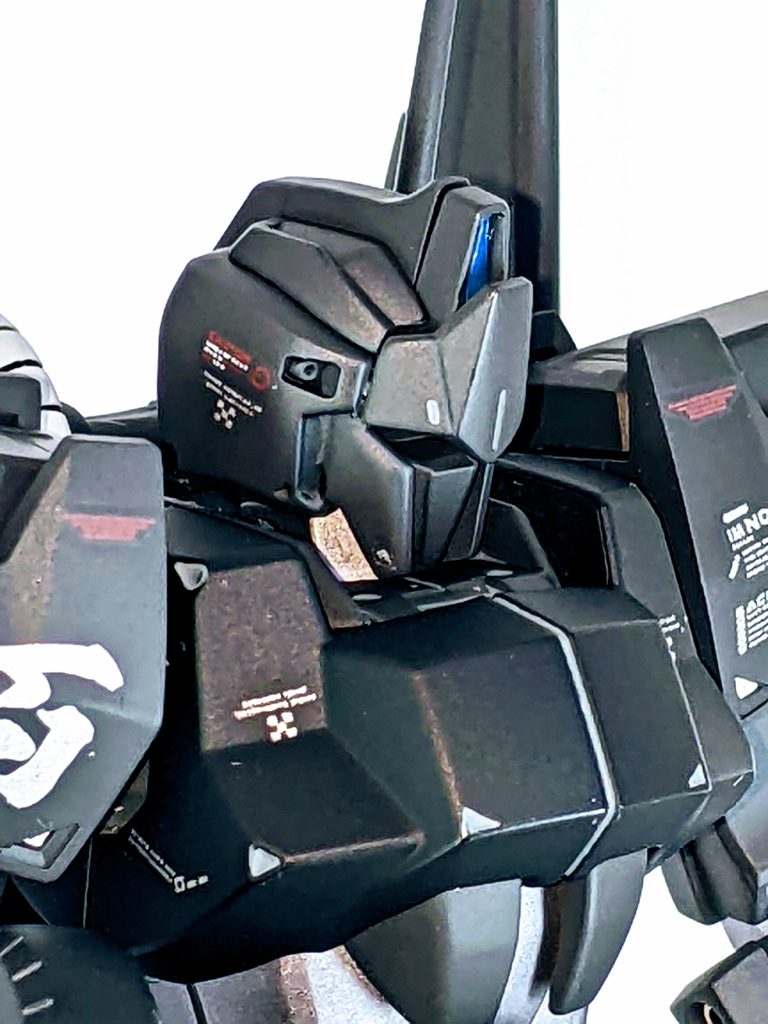 久し振りのガンプラ製作はやっぱり楽しいです♪が、間もなく梅雨入り。製作スピードがますます遅くなりそうですが、マイペースで作っていきたいと思います。最後までご覧頂きありがとうございました。