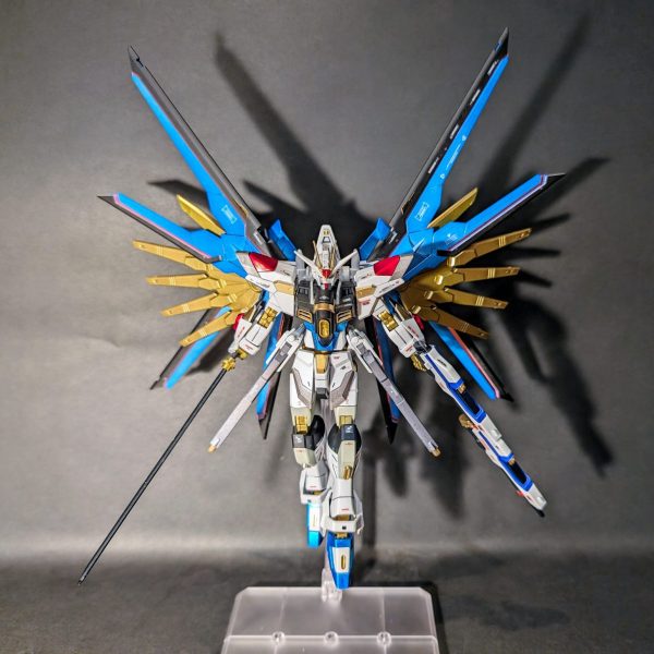 HGマイティーストライクフリーダム