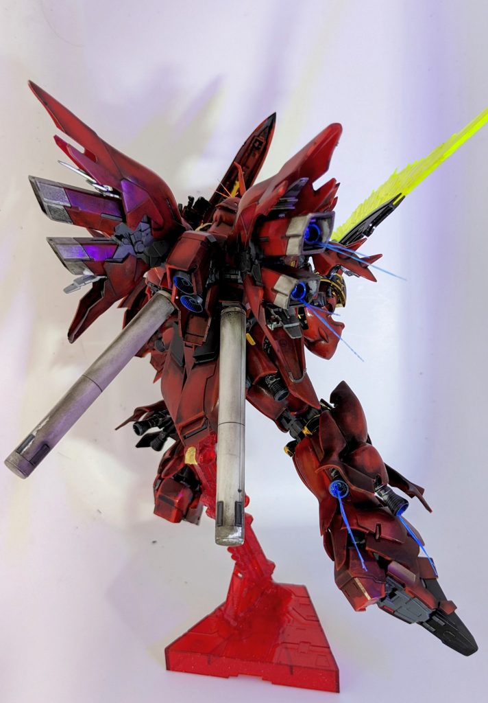 スラスター…天蚕糸の量が圧倒的に足りず、なんかチョロチョロ出てるカッコ悪いやつになってしまいました(笑)これじゃ3倍の機動力は無理ですね(笑)時間あるときに終生します!